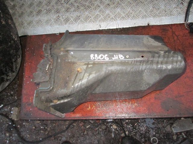 Ящик для инструментов правый Бардачок Меседес Актрос 9418900490